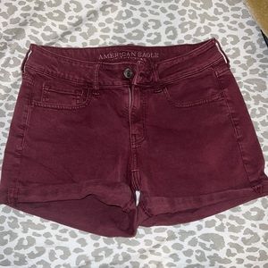 GREAT condition AEO midi shorts size 6!